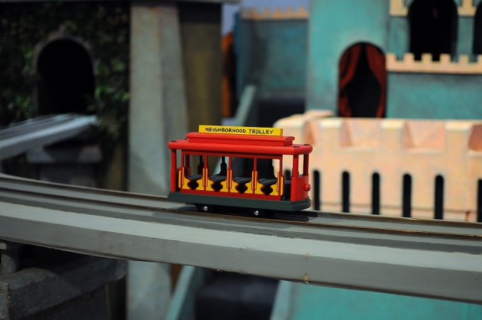 Mister_Rogers_Trolley